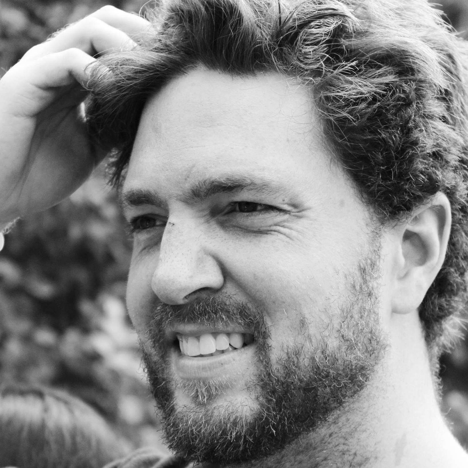 Scott Bell Headshot